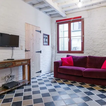 Romantic 16th Century Workers House * Gand